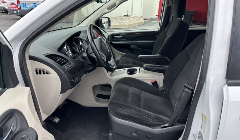 2016 Dodge Grand Caravan SXT | BraunAbility Manual Rear Entry Wheelchair Accessible Conversion full