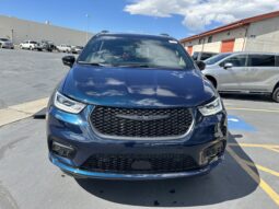 2024 Chrysler Pacifica Touring L DVD S Package | Vantage Mobility Northstar Wheelchair Accessible Conversion full