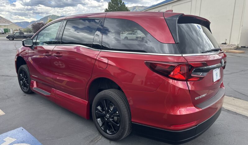 2024 Honda Odyssey Sport | Vantage Mobility Northstar Wheelchair Accessible Conversion full