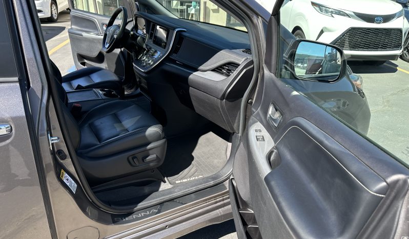 2015 Toyota Sienna SE | Freedom Motors Manual Rear Entry Wheelchair Accessible Conversion full