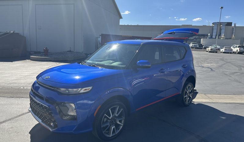 2020 Kia Soul GT-Line | Freedom Motors Power Rear Entry Wheelchair Accessible SUV full