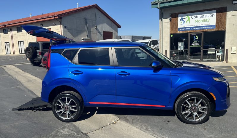 2020 Kia Soul GT-Line | Freedom Motors Power Rear Entry Wheelchair Accessible SUV full