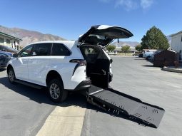 2024 Toyota Sienna LE | VMI Manual Rear Entry ADA Wheelchair Conversion full