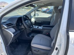 2024 Toyota Sienna LE | VMI Manual Rear Entry ADA Wheelchair Conversion full